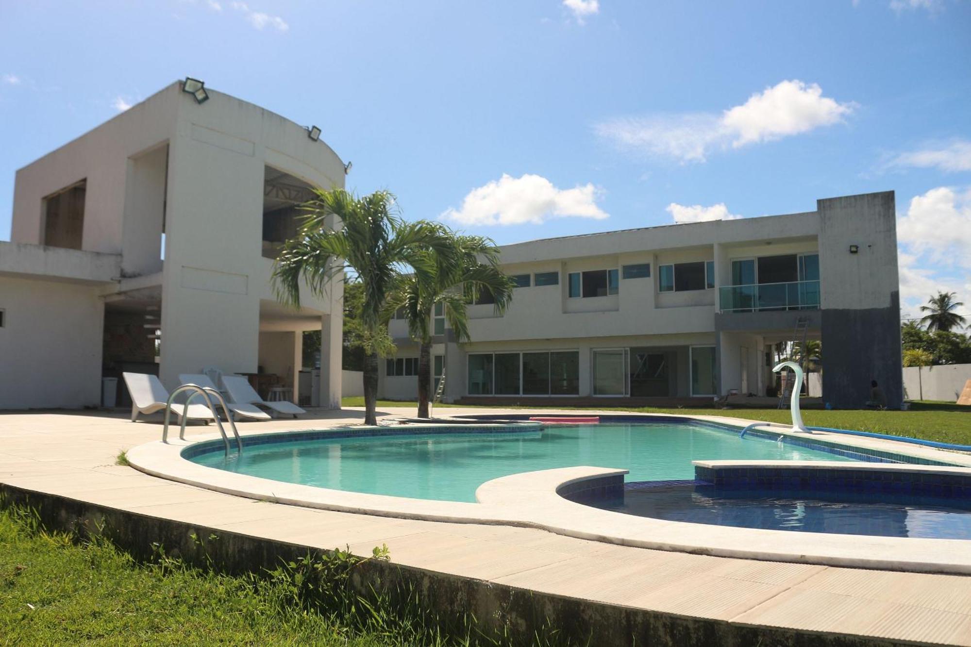 Casa de Férias Mansao C Piscina Privativa E Jacuzzi-6 082m Pôrto das Galinhas